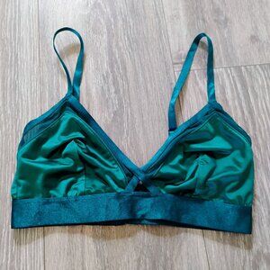 Auden Silky Wirefree Mesh Panel Bra Size S / Small